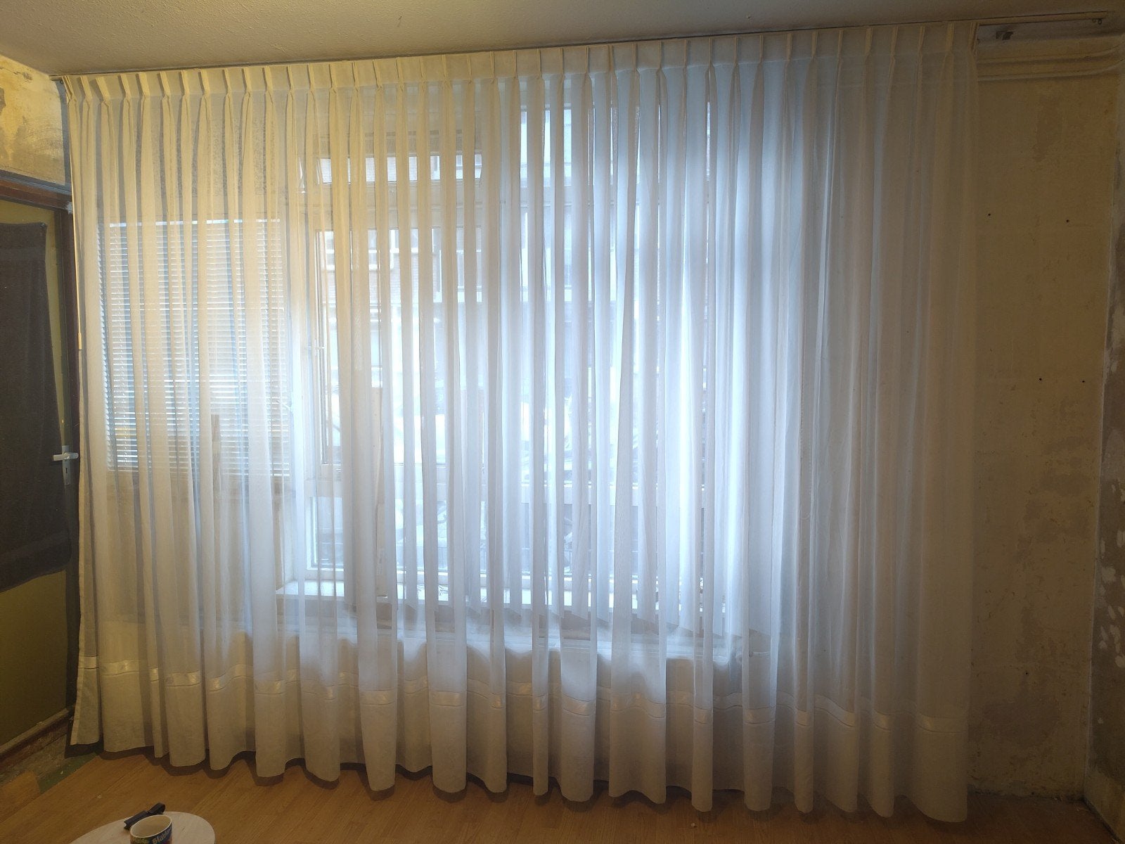Vitrage compleet met rail en toebehoren, Ophalen, Vitrage, 320 cm, Gebruikt