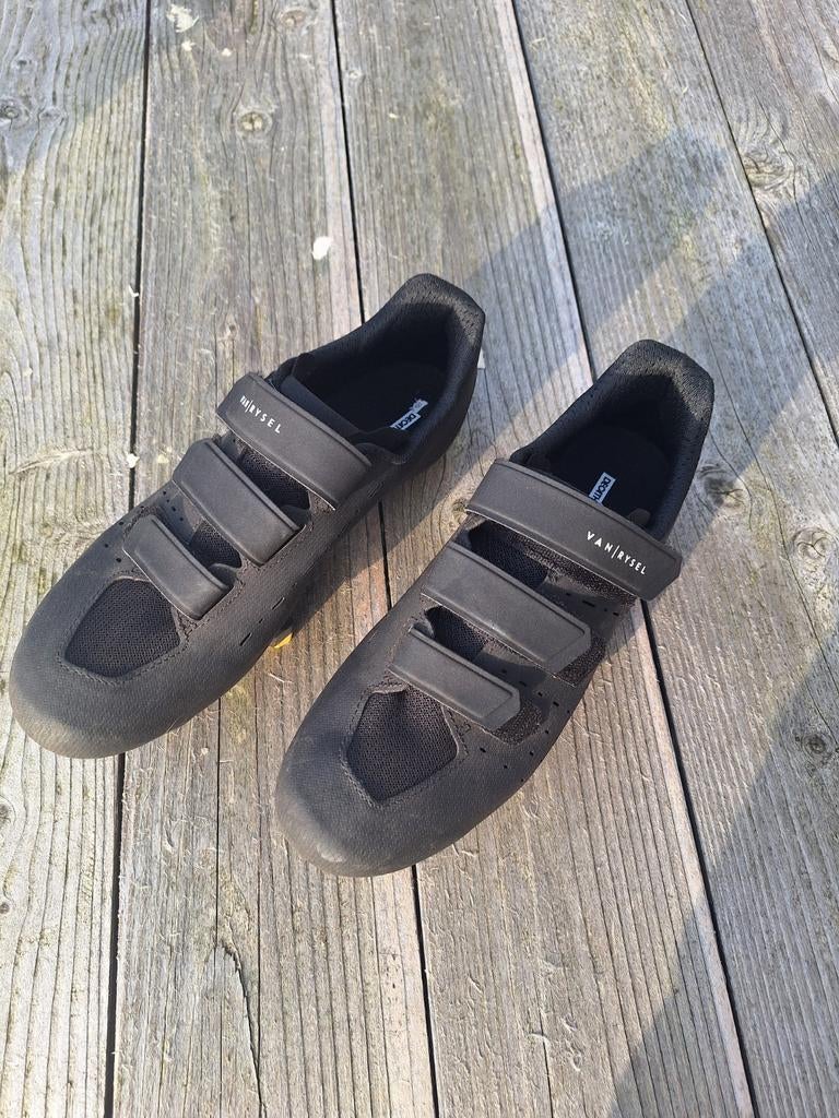 Fietsschoenen maat 43, Ophalen of Verzenden, Zo goed als nieuw, Helm