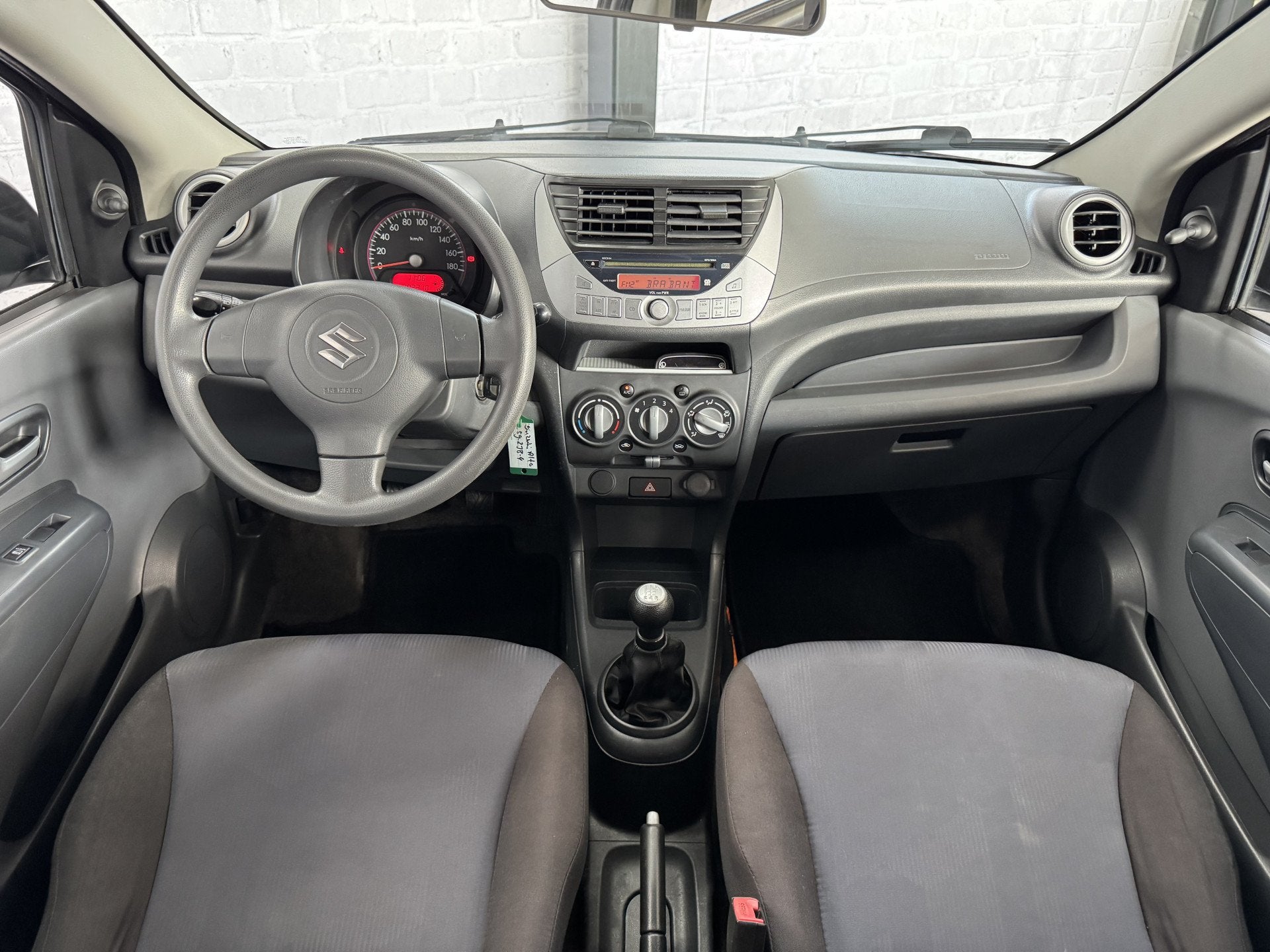 Suzuki Alto 1.0 Comfort VVT Airco Parkeersensor (bj 2012), Voorwielaandrijving, Euro 5, Stof, Gebruikt