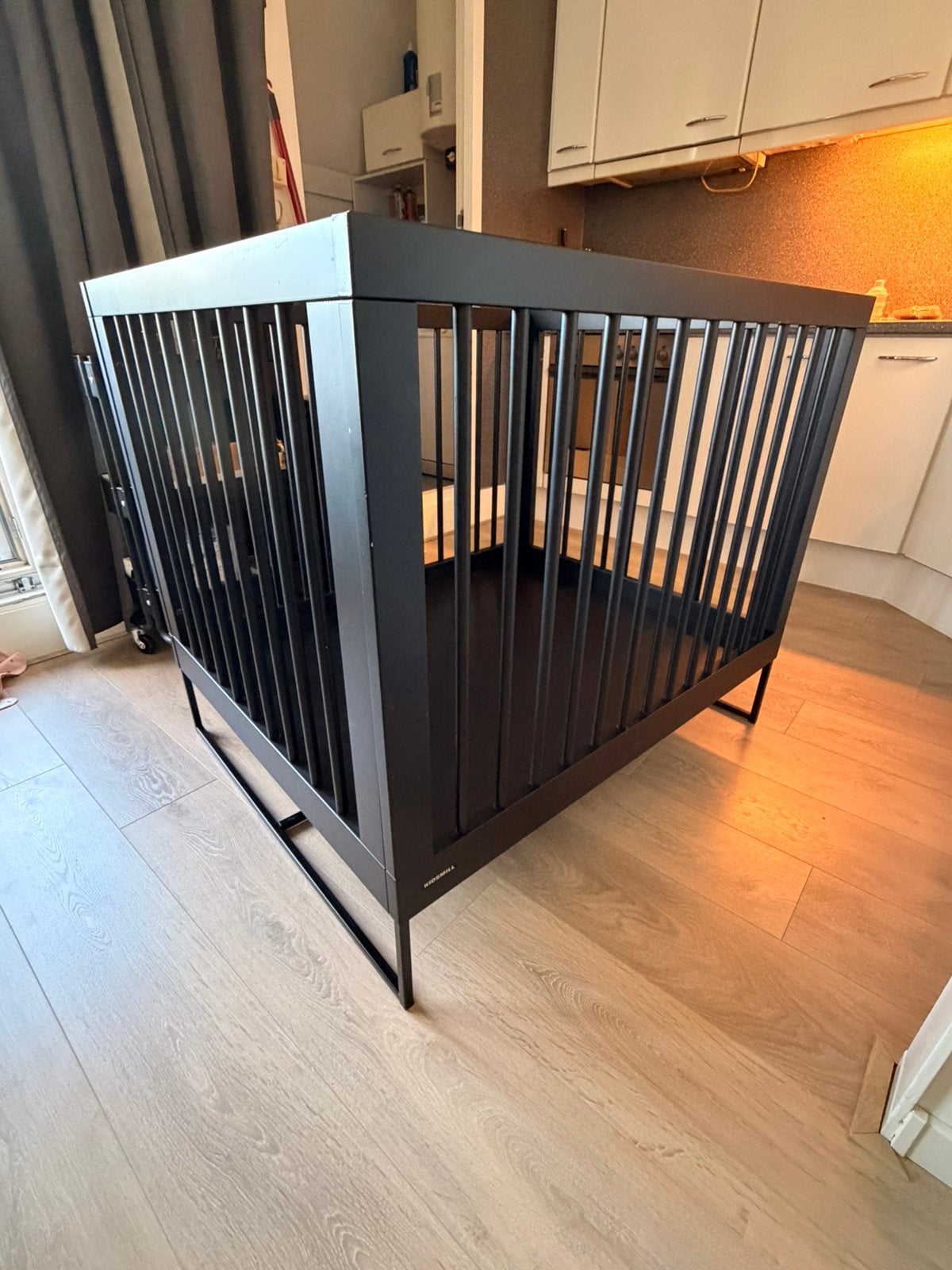 Kidsmill Modular Box mat zwart + boxmatras, Ophalen, Gebruikt, Vierkant, In hoogte verstelbaar