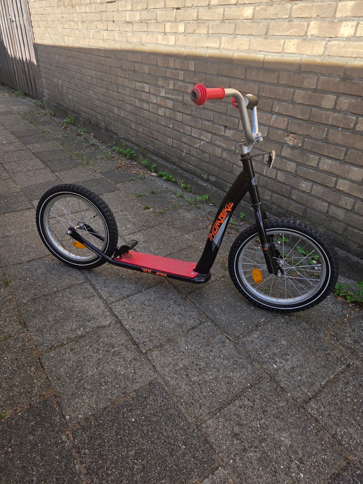 Thombike kinderstep, Ophalen of Verzenden, Zo goed als nieuw, Gewone step