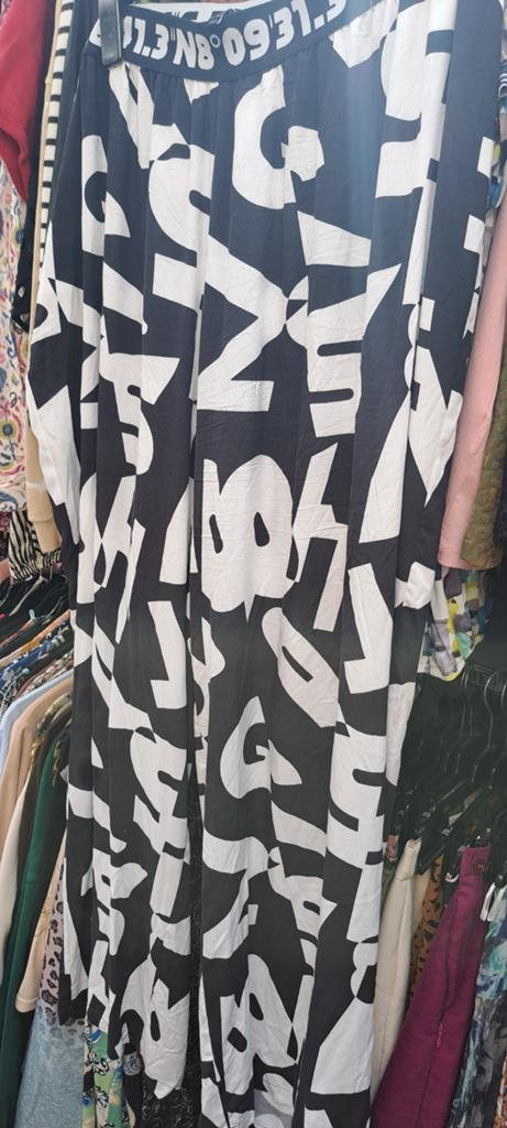 Ulla Popken Zwart-witte Dunne Broek  - Maat 50/52, Zwart, Maat 46/48 (XL) of groter, Ulla Popken, Zo goed als nieuw
