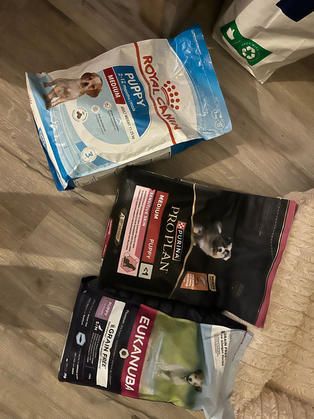 3 zakken puppyvoer, Dieren en Toebehoren, Dierenvoeding, Ophalen of Verzenden, Hond