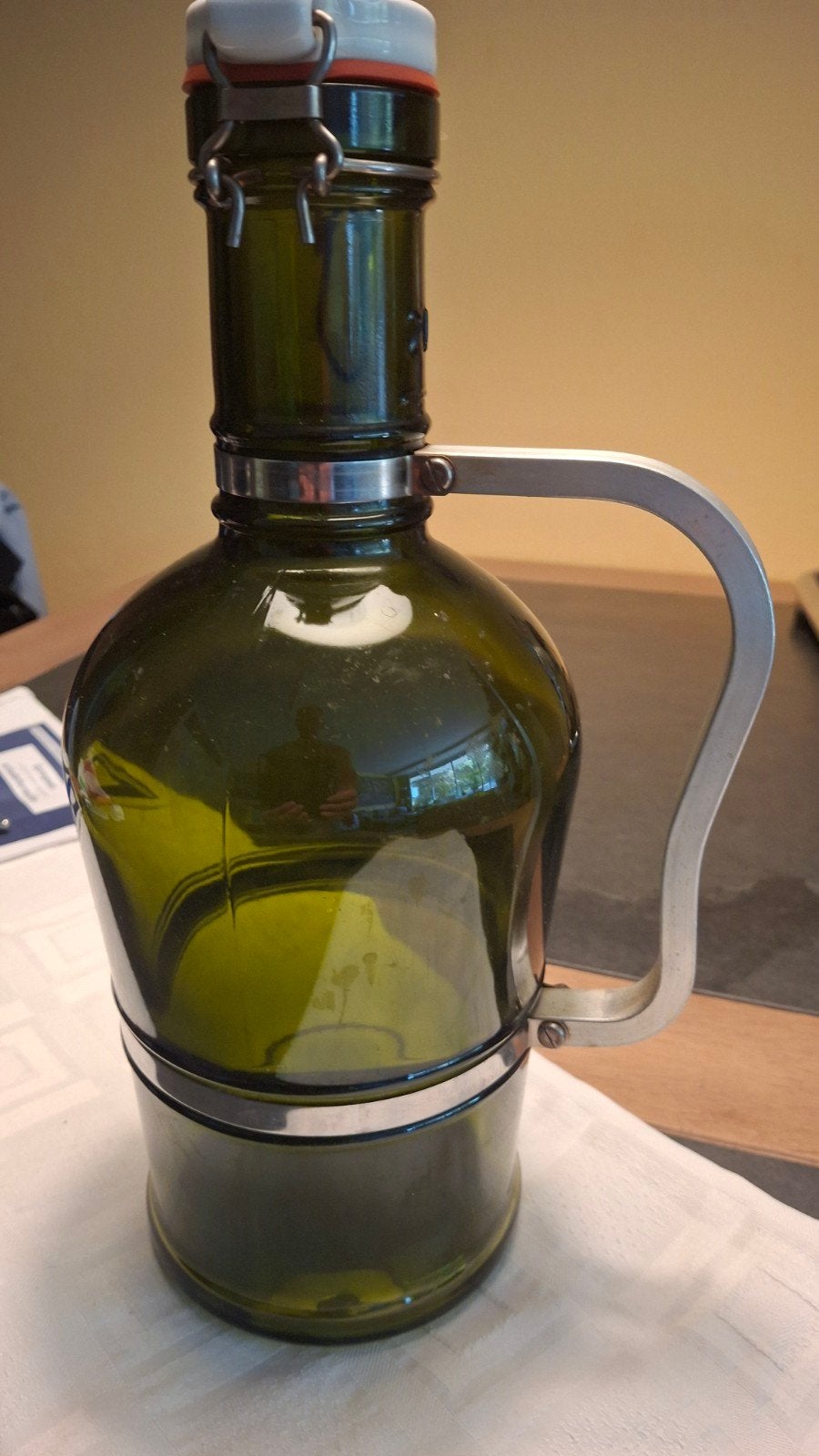 Vintage 2L Groene Glazen Fles met Beugel en Handvat, Ophalen of Verzenden