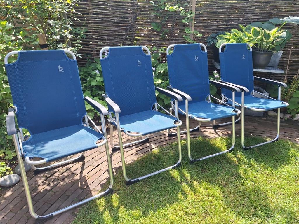 4 Bo-Camp campingstoelen klapstoelen lichtgewicht blauw zgan, Caravans en Kamperen, Kampeermeubelen, Ophalen, Zo goed als nieuw