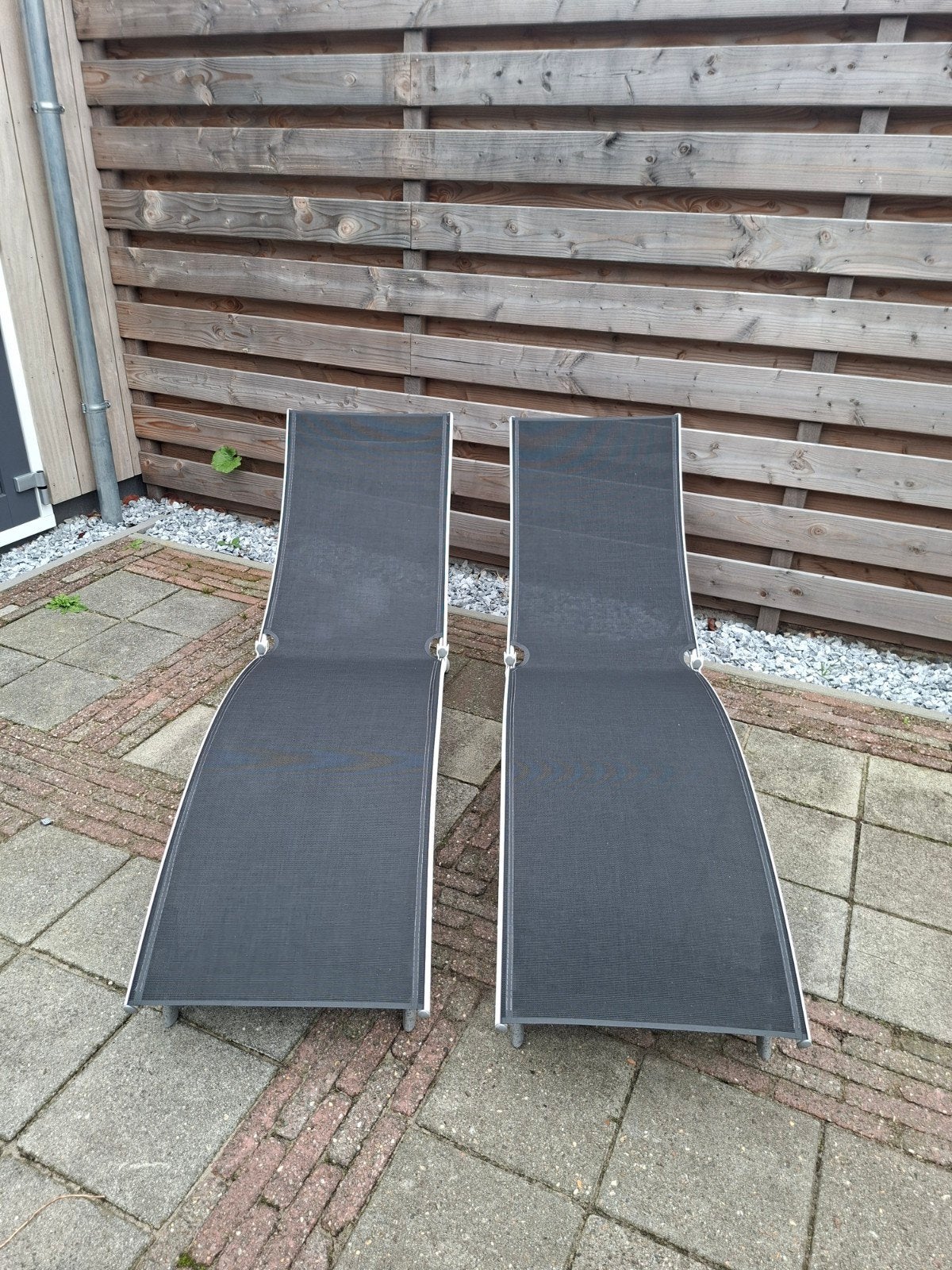2x Ligbedden - Comfortabel en verstelbaar, Tuin en Terras, Ophalen, Gebruikt, Textileen, Verstelbaar