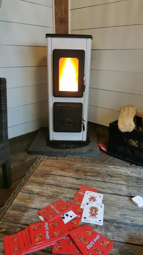 Gebruikte houtkachel - Gezellige warmte voor uw huis, Huis en Inrichting, Kachels, Gebruikt, Houtkachel, Ophalen of Verzenden