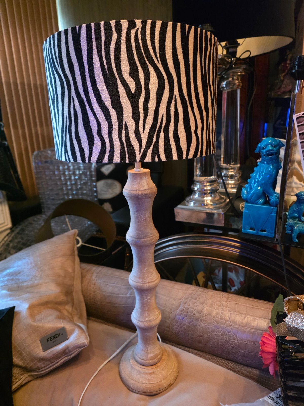 bamboo stijl 2x lampen en 2 nieuwe zebra kappen 73 cm hoog, Huis en Inrichting, Ophalen