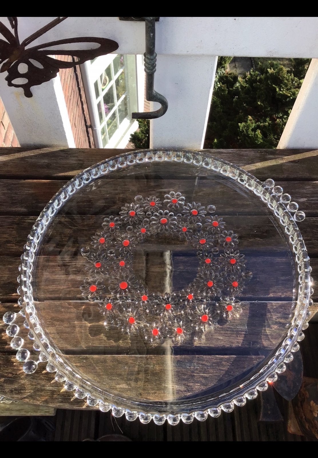 Platte glazen taartschaal bloemen, rood Walther glas Fabiola, Ophalen of Verzenden, Zo goed als nieuw, Rond, Glas