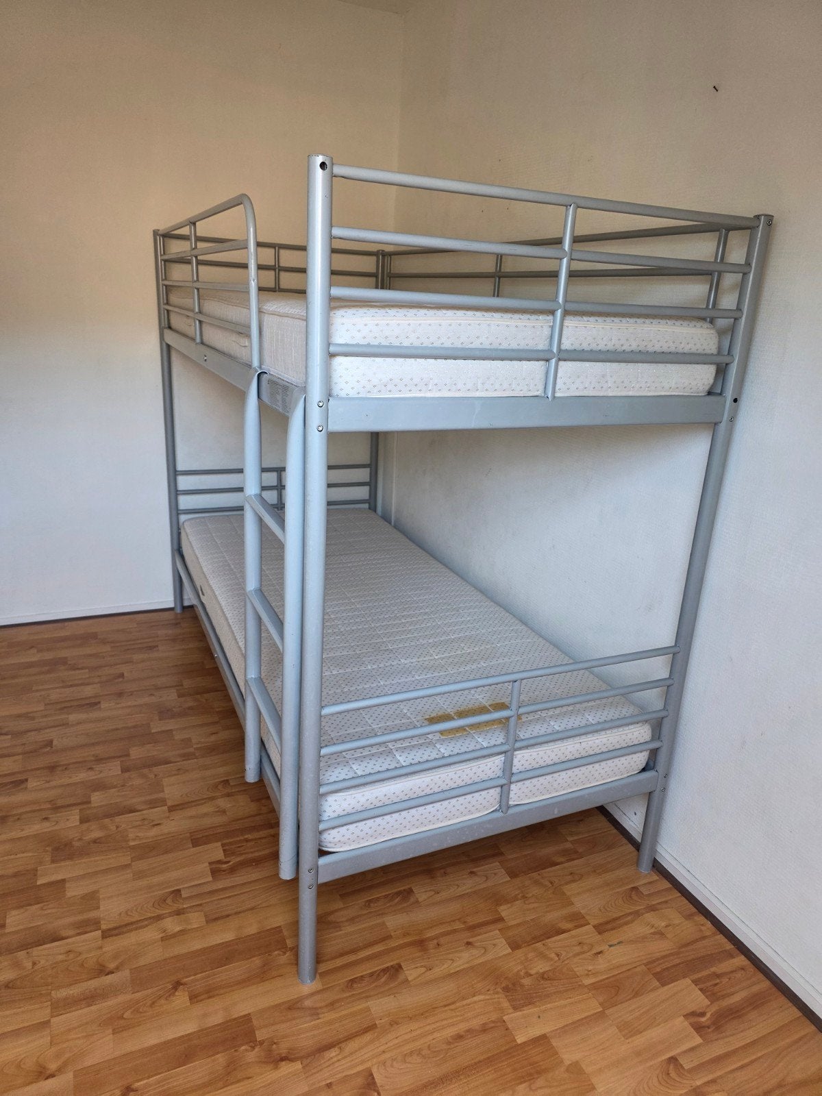 IJzeren stapelbed, Ophalen, Gebruikt, 90 cm, Eenpersoons