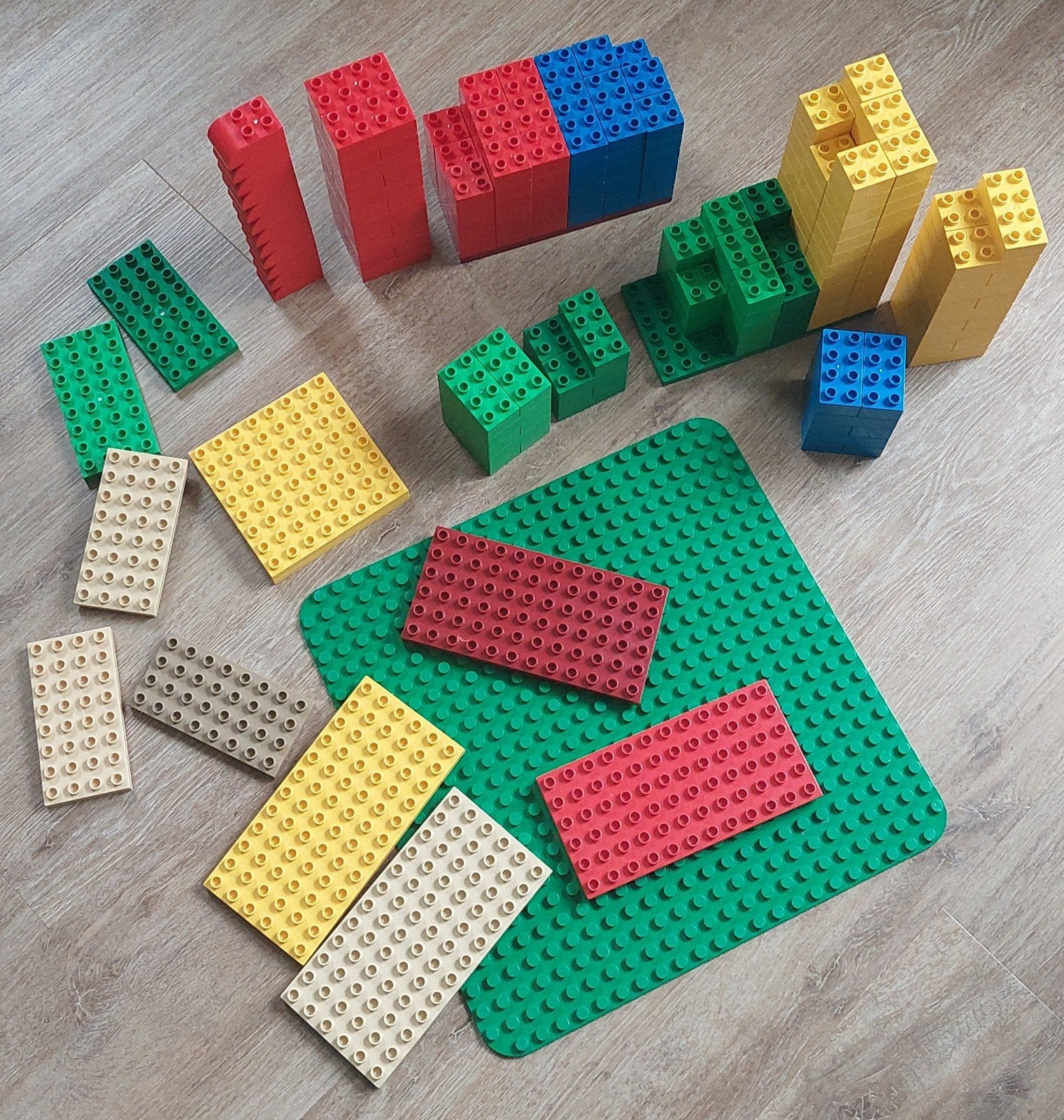 Grote partij Lego Duplo blokken en grondplaten, Kinderen en Baby's, Speelgoed | Duplo en Lego, Ophalen of Verzenden, Gebruikt