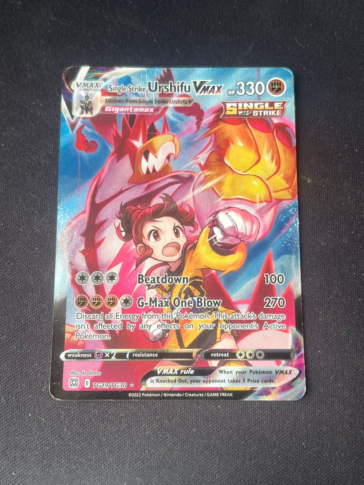 Urshifu Vmax #TG19, Hobby en Vrije tijd, Verzamelkaartspellen | Pokémon, Zo goed als nieuw, Ophalen of Verzenden