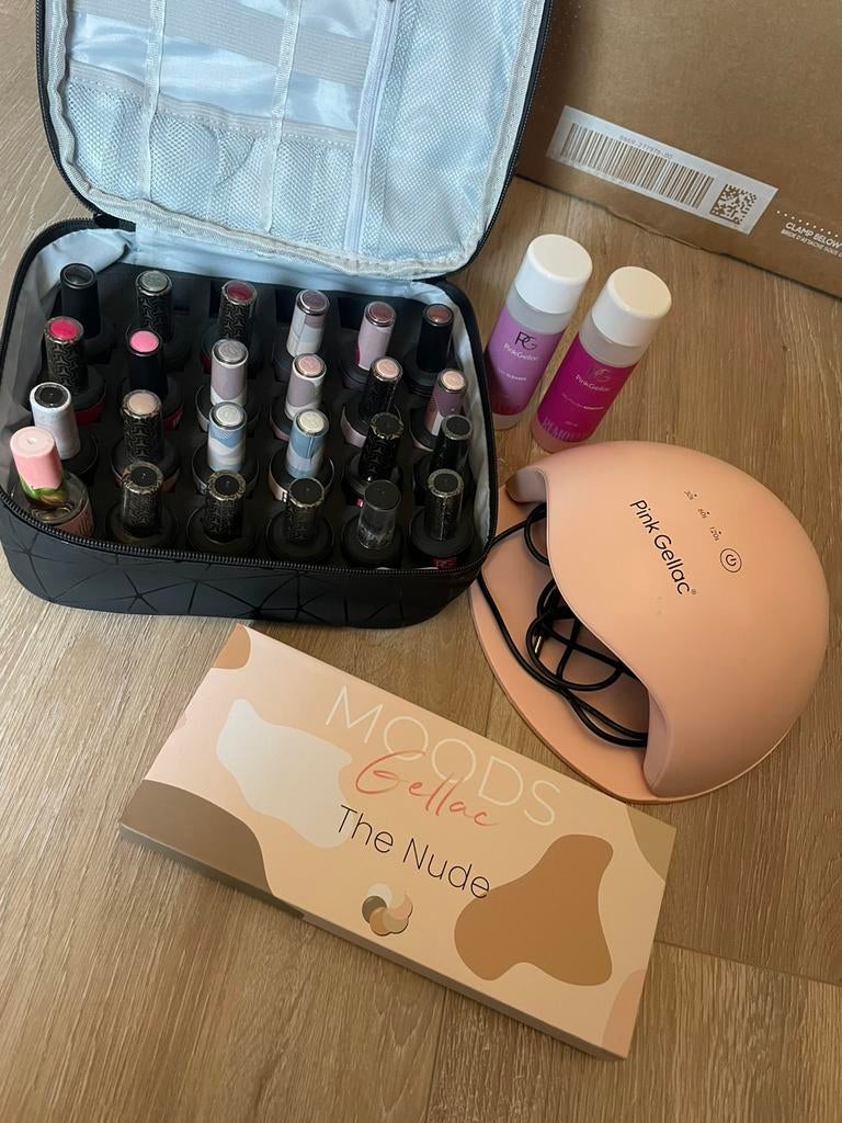 Pink Gellac lamp met 21 kleuren, primers en boosters, Ophalen of Verzenden, Zo goed als nieuw, Overige kleuren, Handen en Nagels
