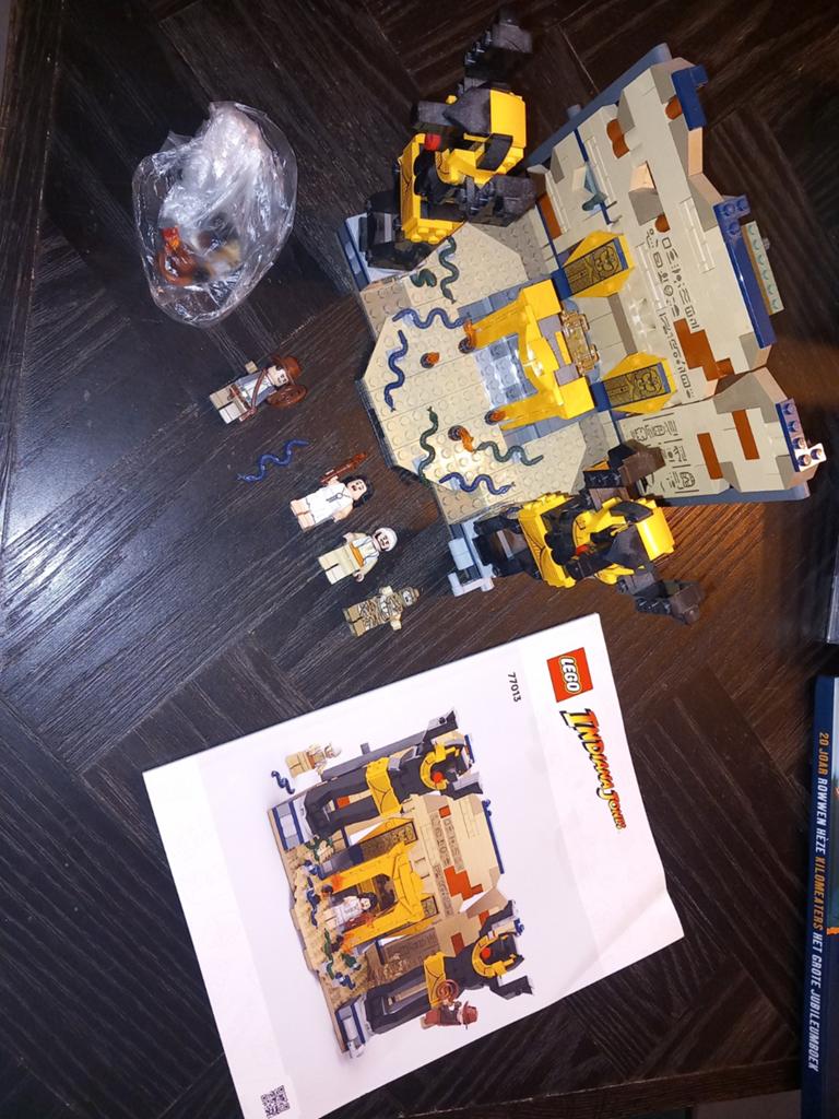 Lego Indiana Jones 77013: Ontsnapping uit de Verloren Tombe, Compleet, Overige thema's, Ophalen of Verzenden, Zo goed als nieuw