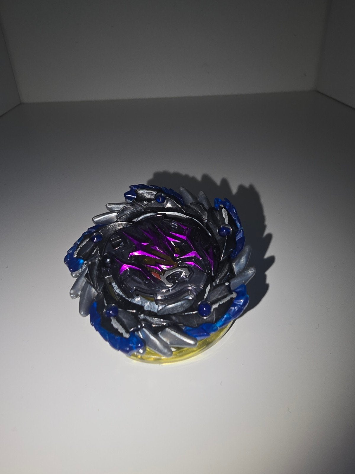 Takaratomy Beyblade Burst Yamiterios Shadow Amaterios, Ophalen of Verzenden, Zo goed als nieuw, Jongen of Meisje