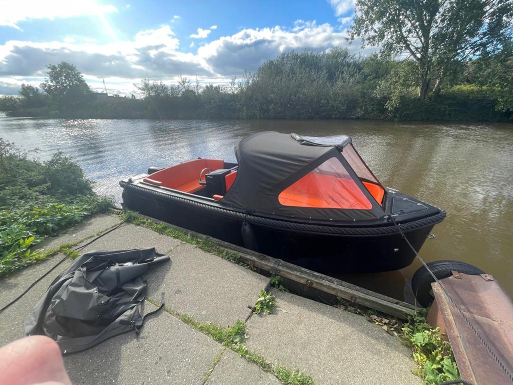 Damare sloep 9.8 tohatsu, Watersport en Boten, Sloepen, Consoleboot, 5 m, Buiskap, Zo goed als nieuw