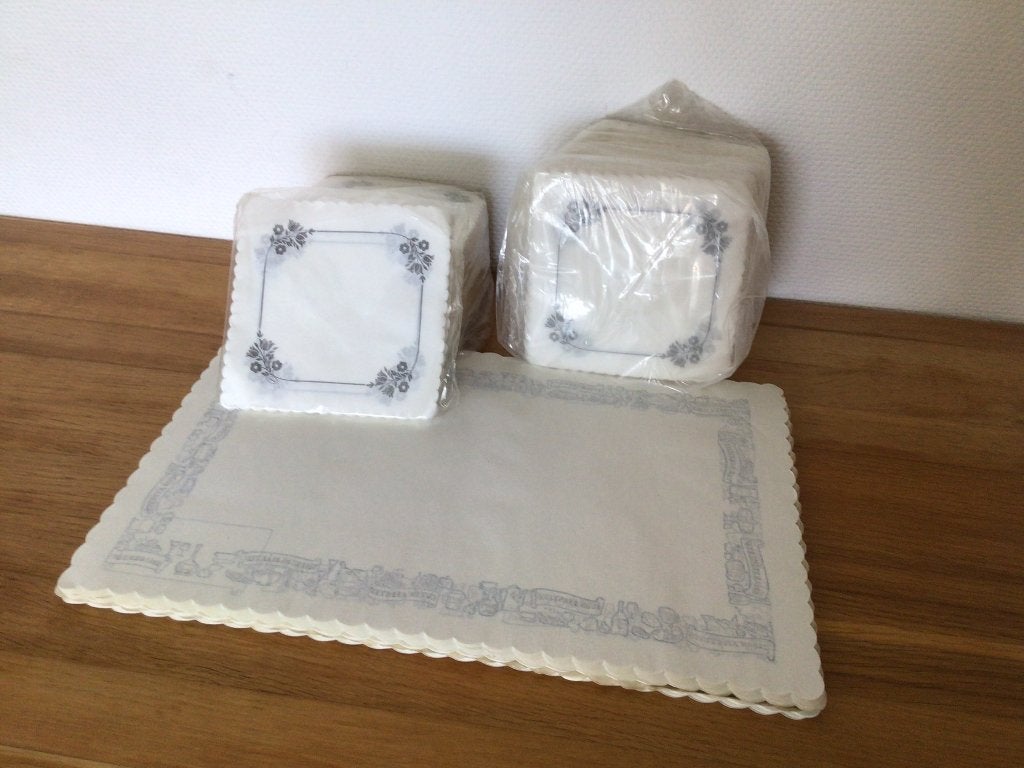 Papieren placemats en soepkom onderlegger, Ophalen of Verzenden, Grijs, Placemat