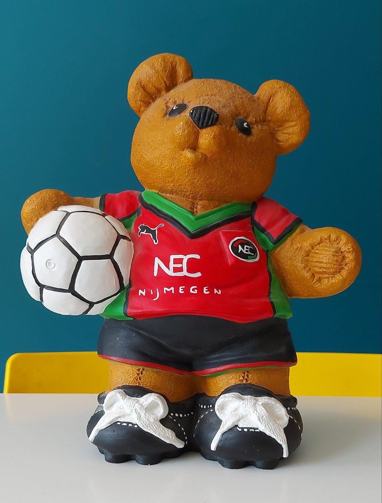 NEC Nijmegen oude gipsen beer, Ophalen of Verzenden, Zo goed als nieuw, Overige binnenlandse clubs, Beeldje of Poppetje