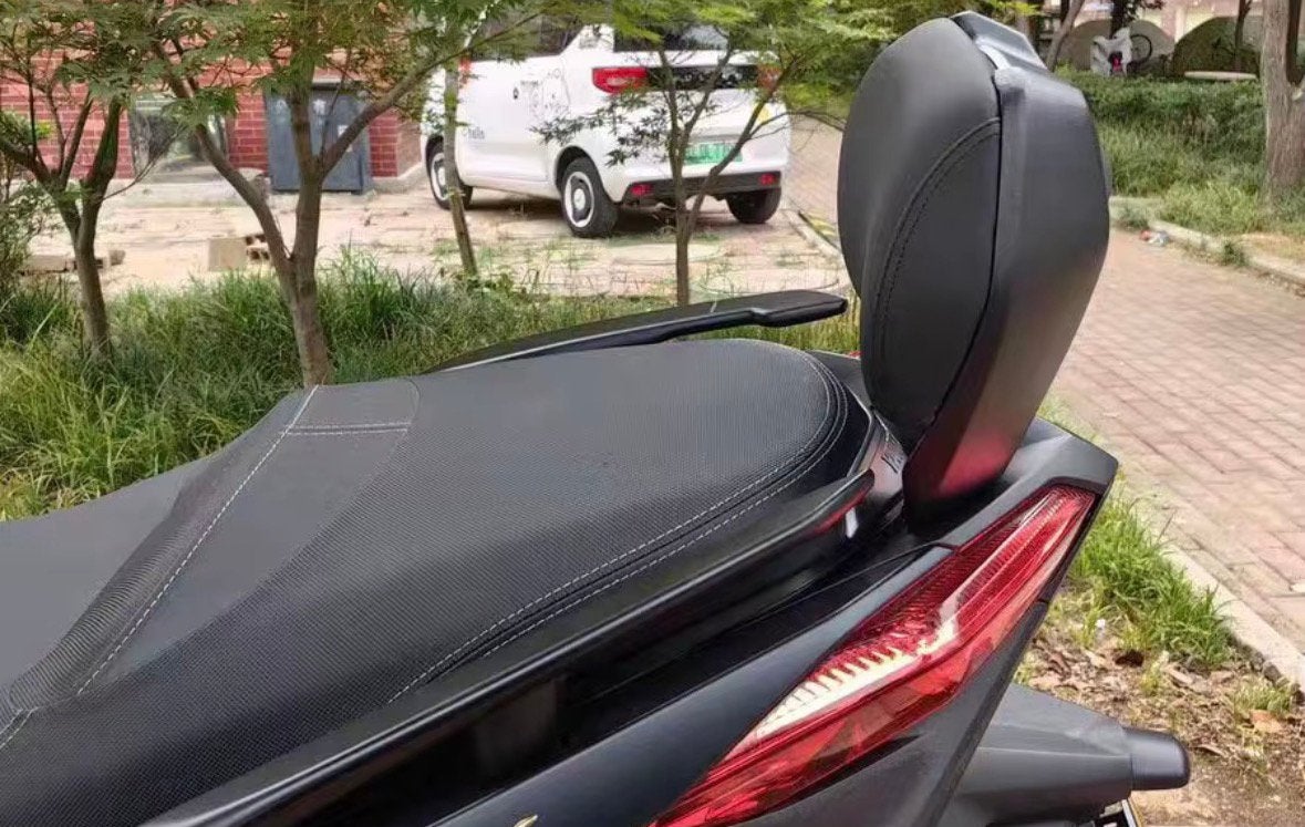 Rugsteun GEZOCHT voor yamaha xmax 400 2014, Ophalen