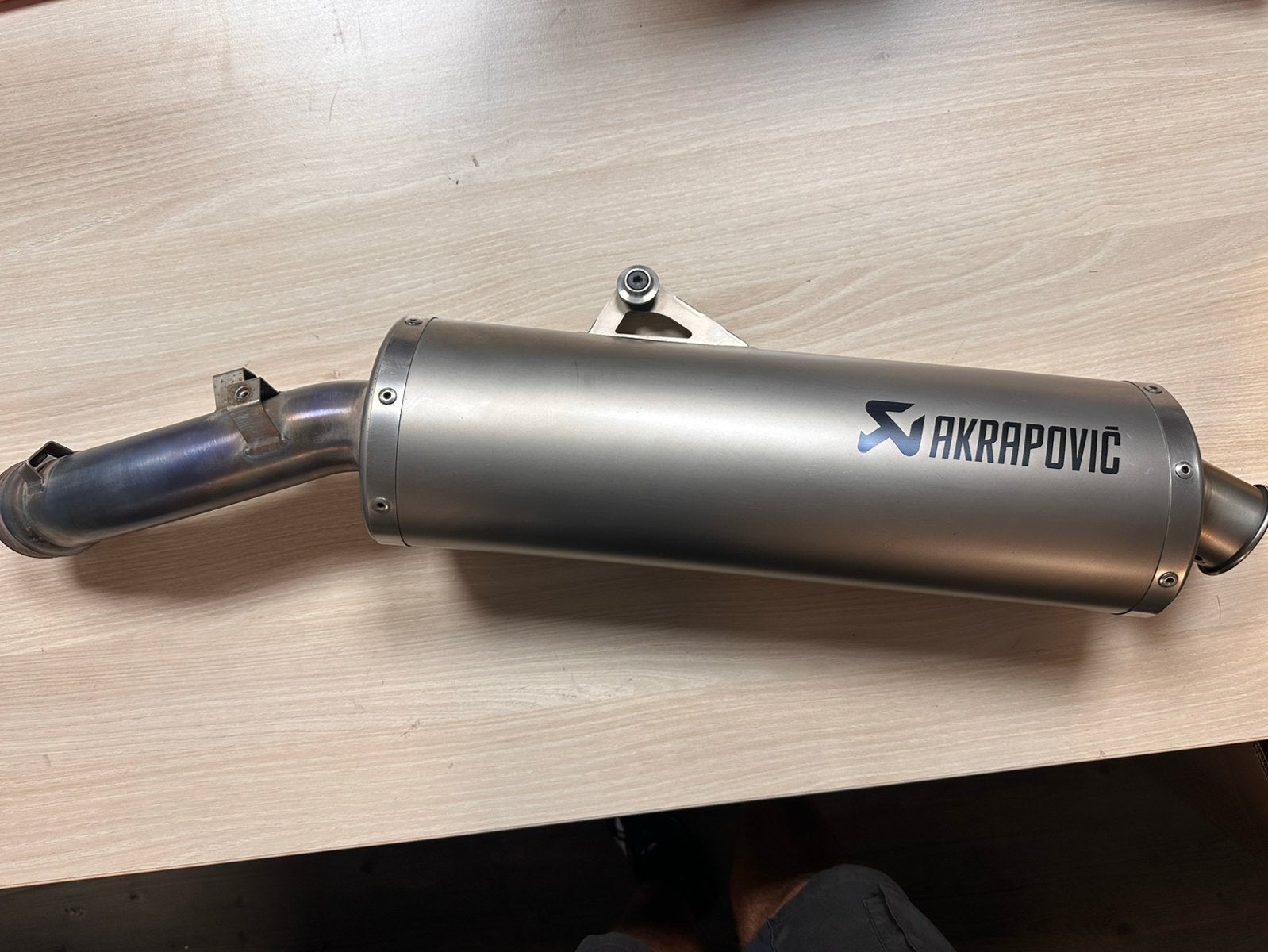 Akrapovic Slip on Demper BMW R1200GS 2010 tot 2012, Ophalen of Verzenden