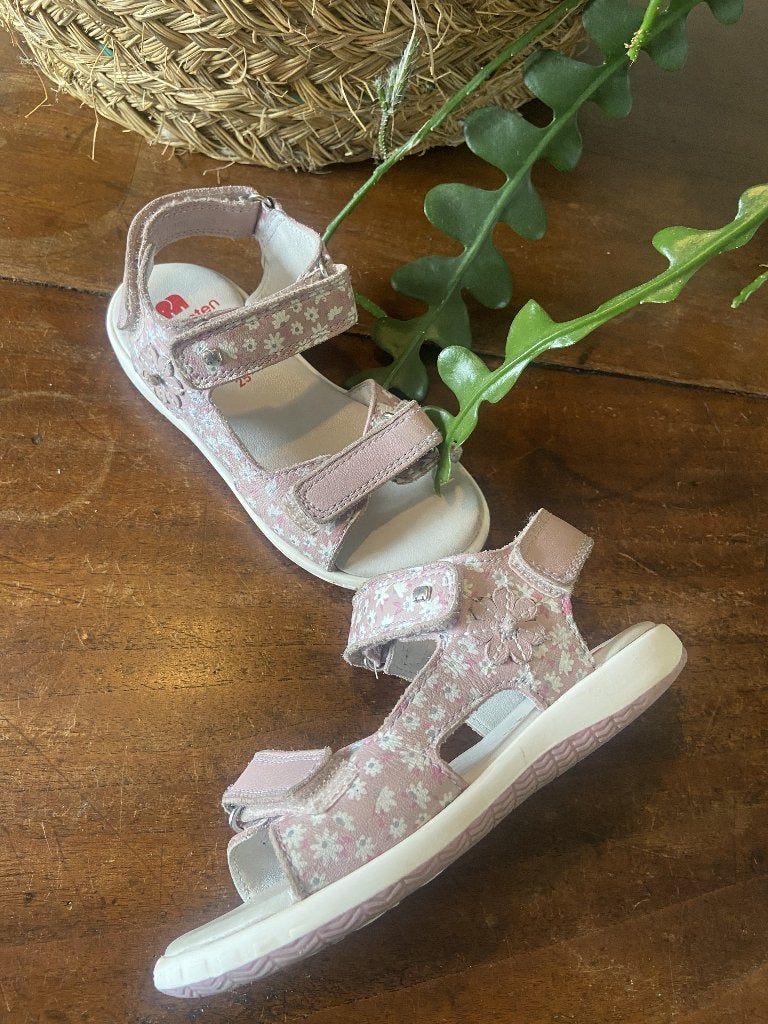 Aparte sandaaltjes roze/wit leer bloem Elefanten mt 25 izgst, Meisje, Schoenen, Ophalen of Verzenden, Zo goed als nieuw