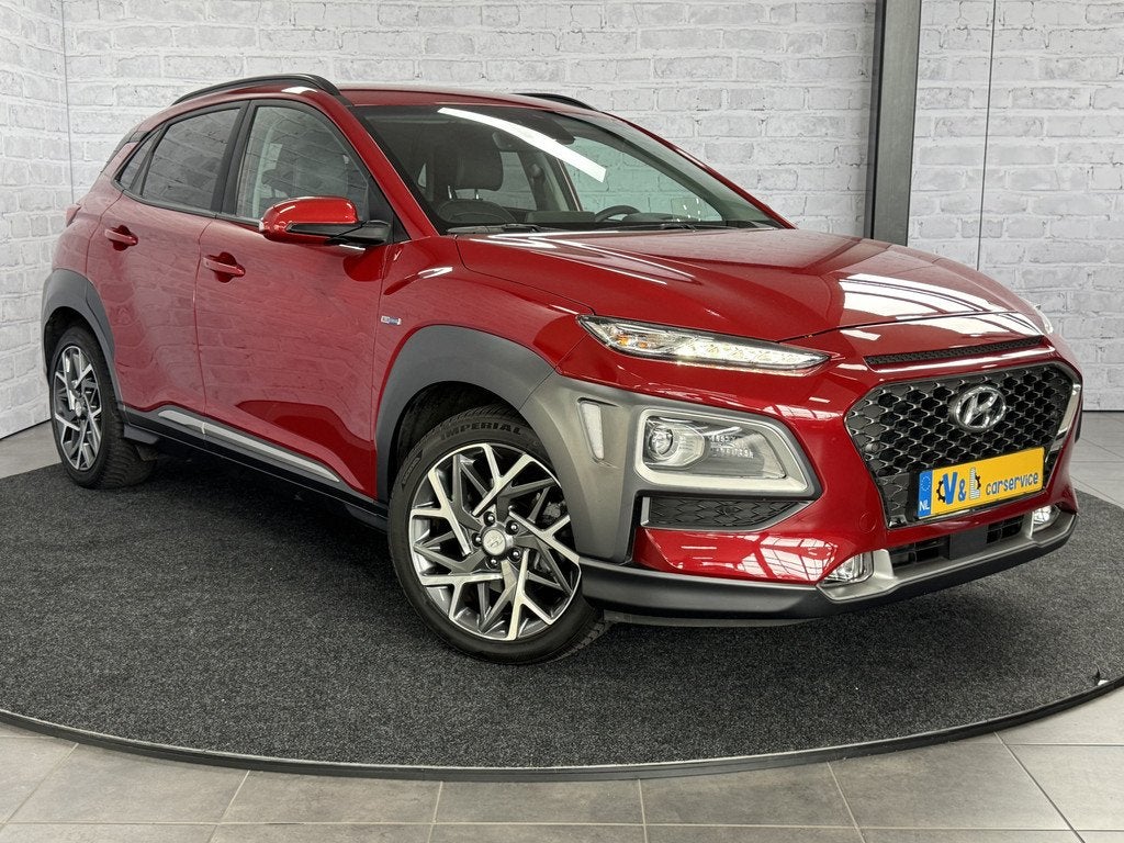 Hyundai KONA 1.6 GDI HEV Premium HUD Keyless Trekhaak Leder, Auto's, Hyundai, Gebruikt, Leder, Bedrijf, 19 km/l