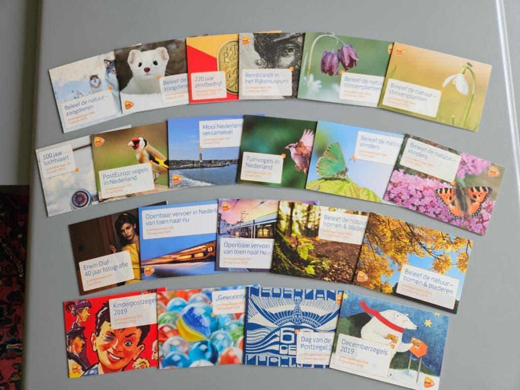 Postzegelmapjes jaar 2019 compleet zie beschrijving