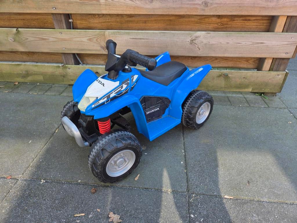 Elektrische kinder quad Honda 18m+, Ophalen, Gebruikt, Overige merken