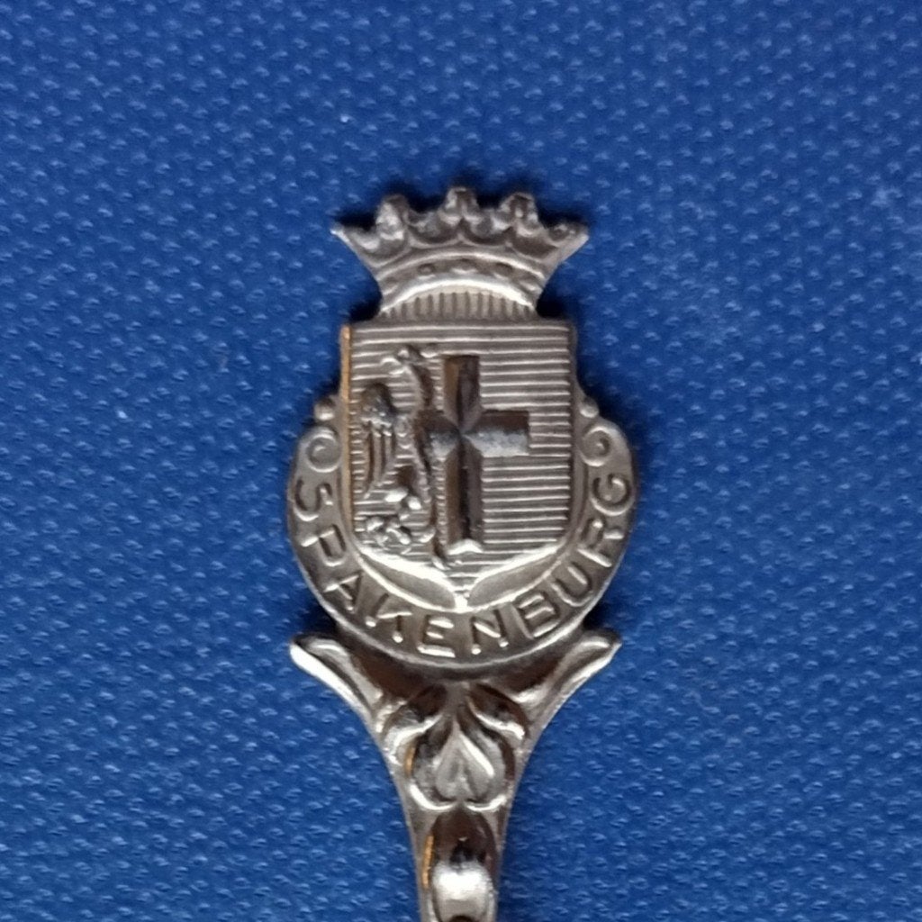verzilverd lepeltje Spakenburg (Nw Zilver), bewerkt bakje, Ophalen of Verzenden