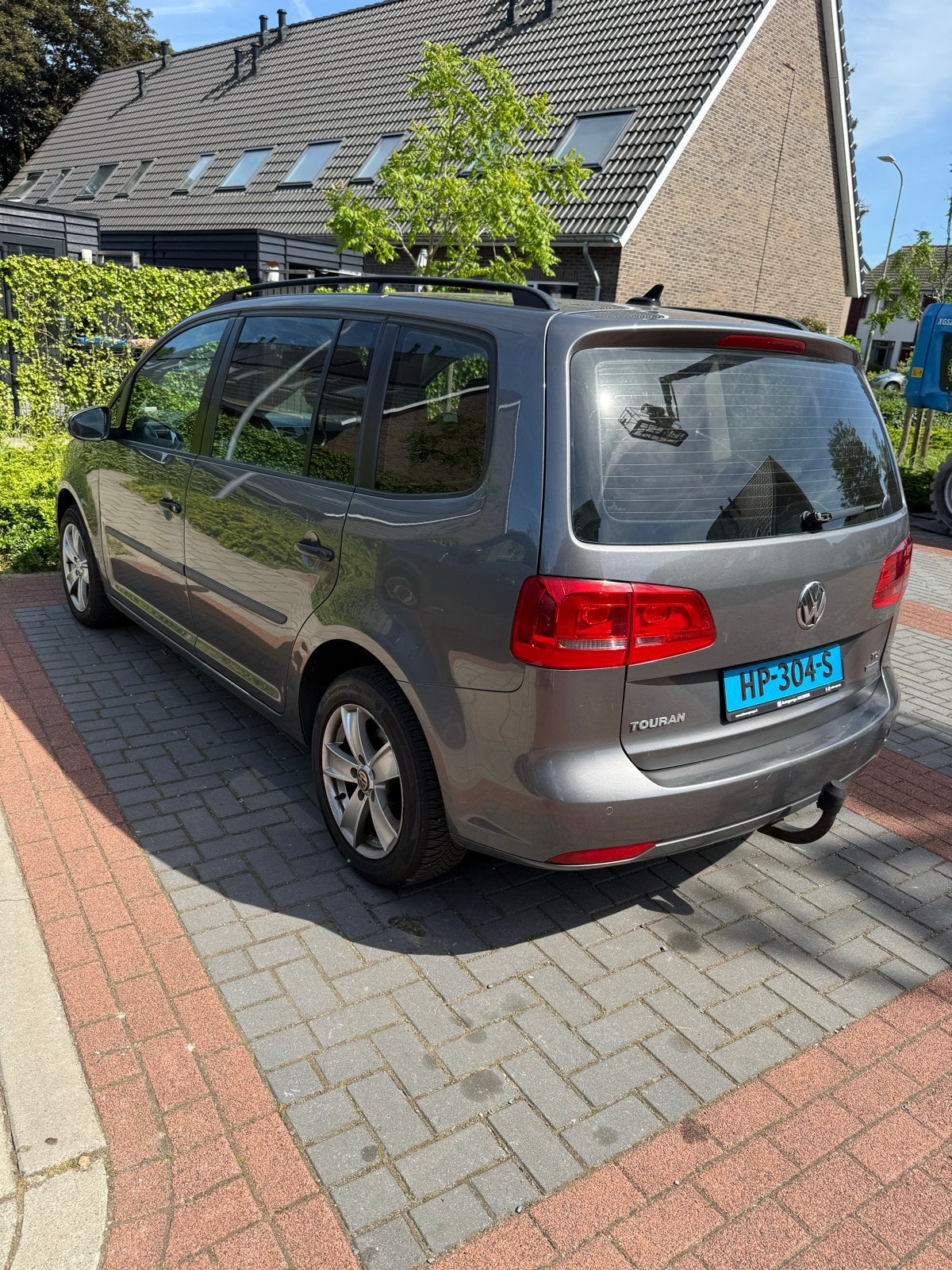 Volkswagen Touran 1.6 TDI 77KW 7P 2014 Grijs automaat defect, 4 cilinders, 7 stoelen, Diesel, Particulier