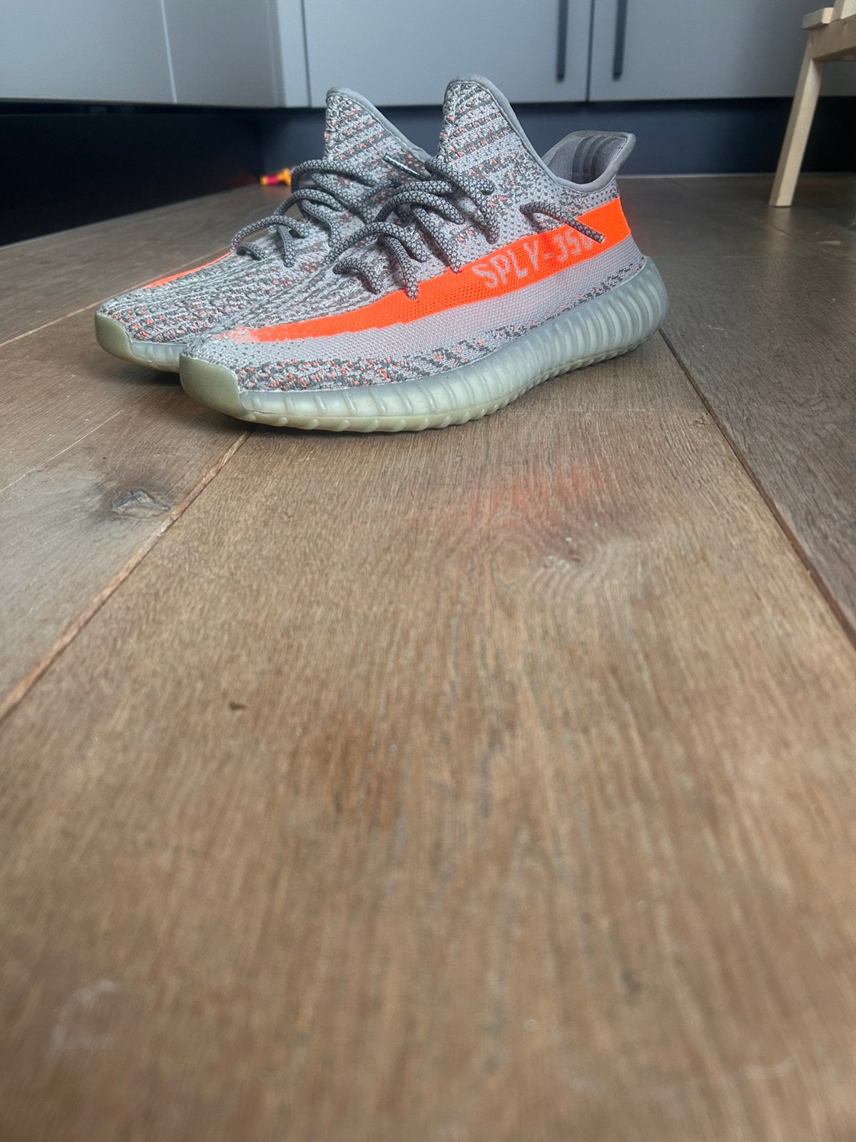 Yeezy Boost 350, Overige kleuren, Ophalen of Verzenden, Sneakers of Gympen, Zo goed als nieuw