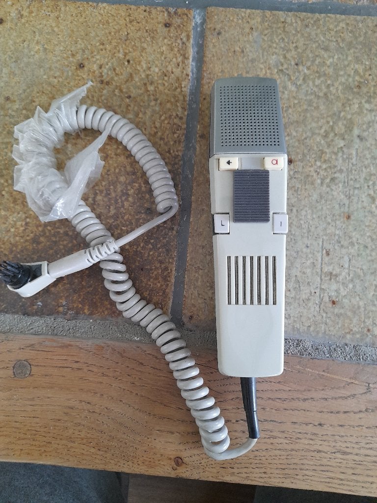 vintage oude microfoon, Muziek en Instrumenten, Ophalen of Verzenden, Zangmicrofoon