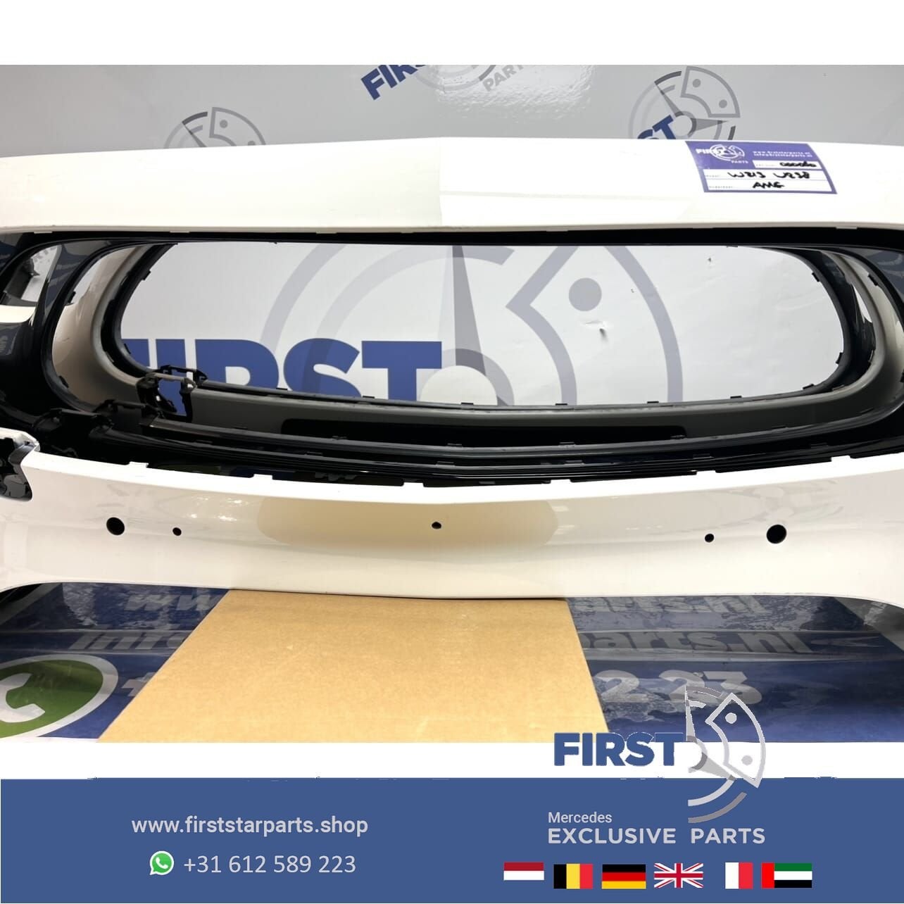 W213 FACELIFT AMG Voorbumper E Klasse 2020-2023 BUMPER WIT Z, Auto-onderdelen, Gebruikt, -, Voor, Ophalen of Verzenden