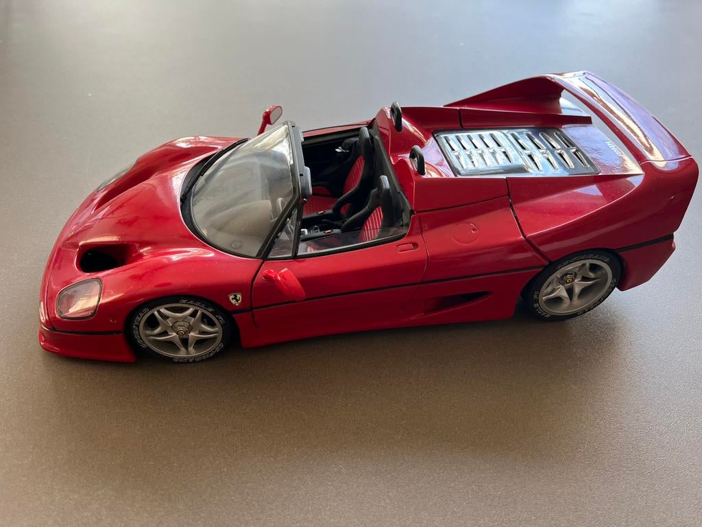 Tamiya 1/12 Ferrari f50 rood 1:12, Hobby en Vrije tijd, Modelauto's | 1:24, Zo goed als nieuw, Ophalen