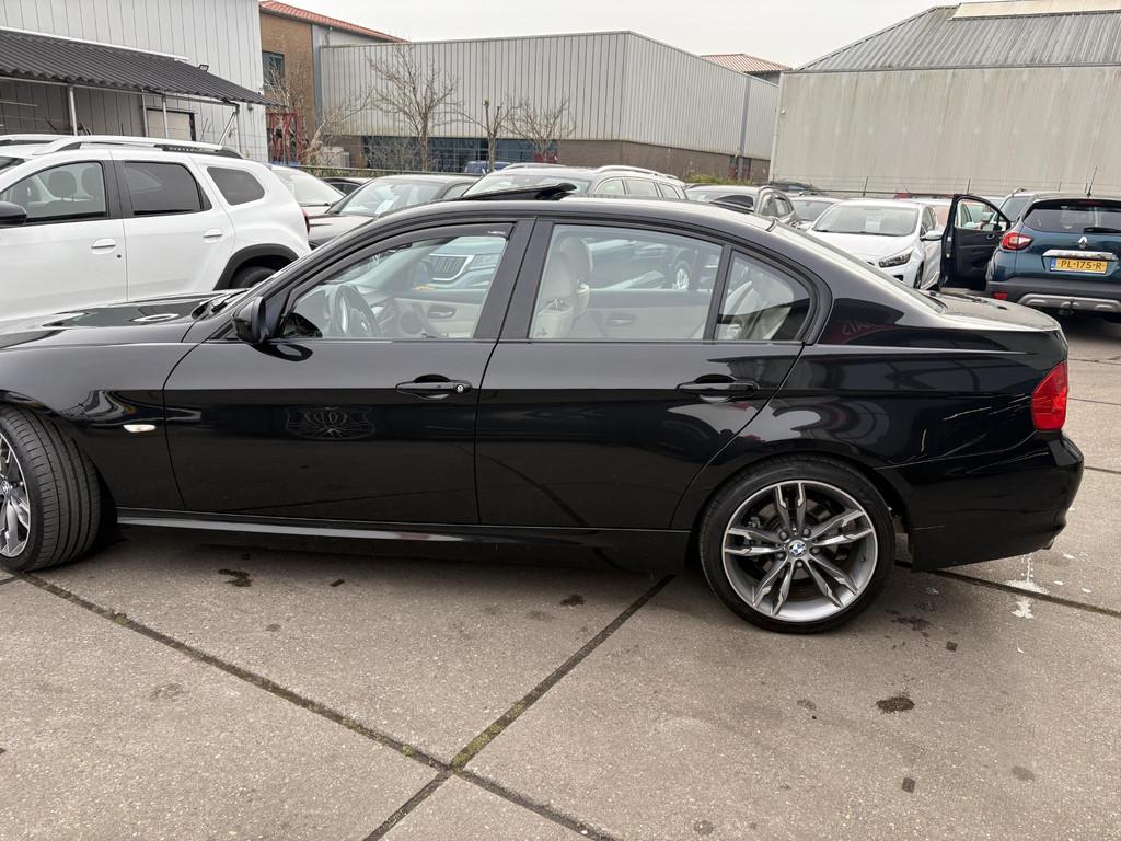 BMW 3-serie 320i High Executive, Auto's, Automaat, Euro 5, 4 cilinders, Zwart