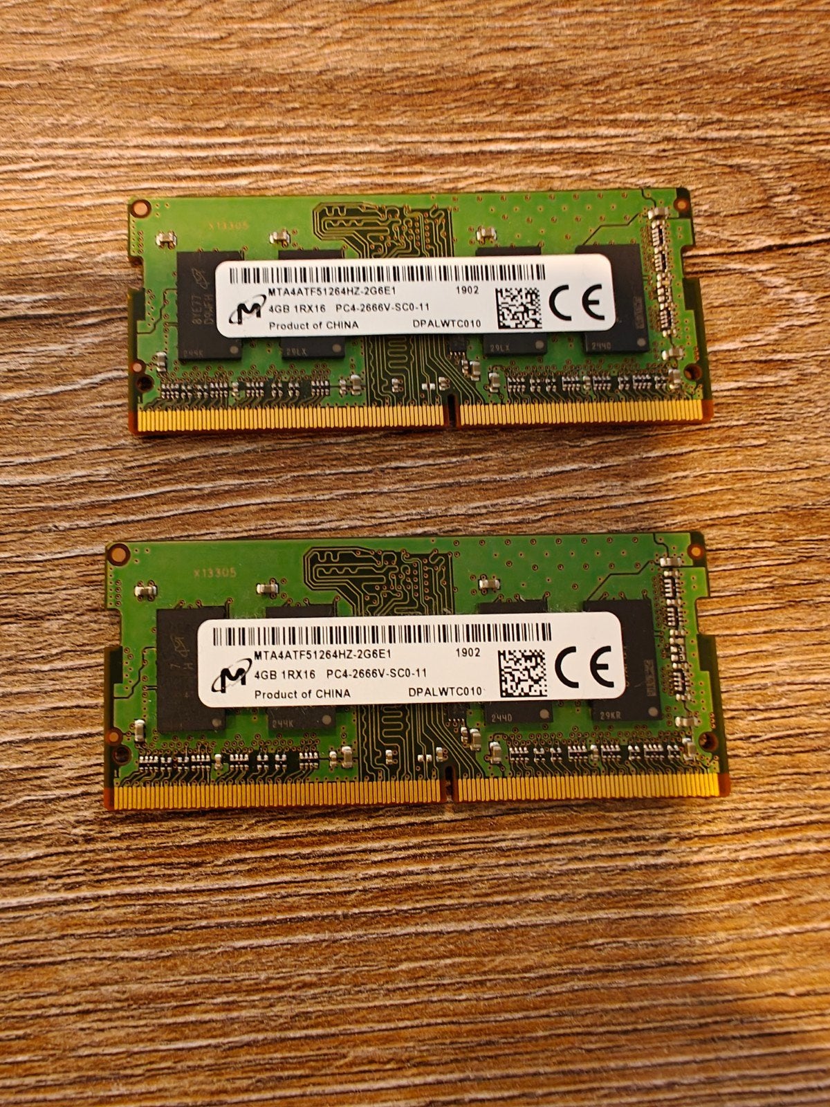 Micron 4GB DDR4 SODIMM (2 stuks), Computers en Software, DDR4, 8 GB, Ophalen of Verzenden, Zo goed als nieuw