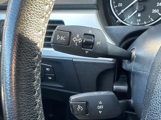 Foto 8 van BMW 3-serie 318i Business Line