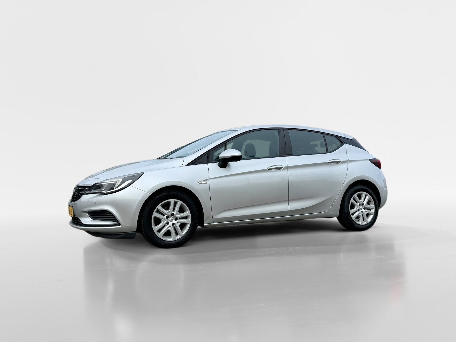 Opel ASTRA 1.6 CDTI Business+, Auto's, Opel, Voorwielaandrijving, Stof, Gebruikt, 4 cilinders
