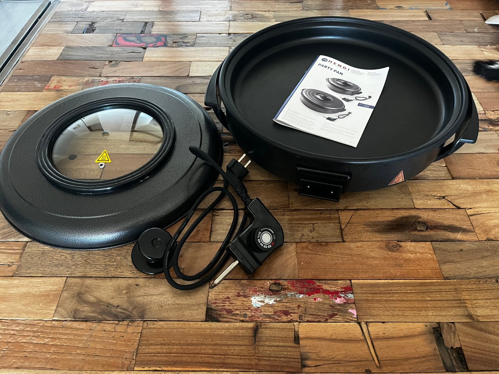 Hendi Party Pan / Hapjespan / 1400W / NIEUW, Ophalen of Verzenden, Nieuw