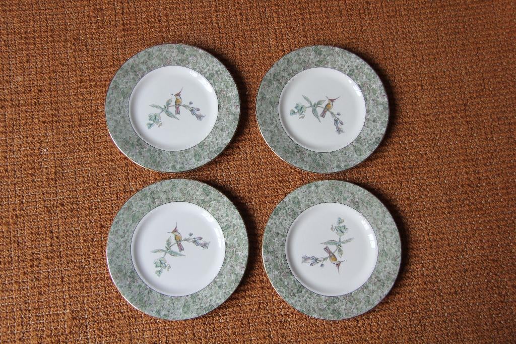 wedgwood borden en kopjes Bone China HUMMING BIRDS, Huis en Inrichting, Keuken | Servies, Overige typen, Ophalen of Verzenden