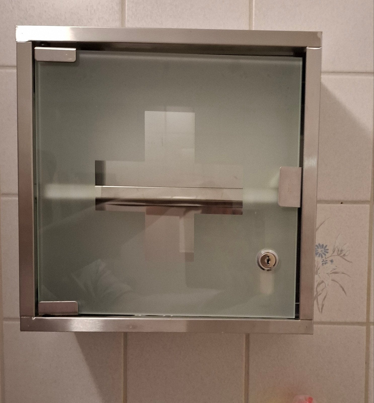 Medicijn kastje, Ophalen, 25 tot 50 cm, 50 tot 100 cm, Minder dan 100 cm