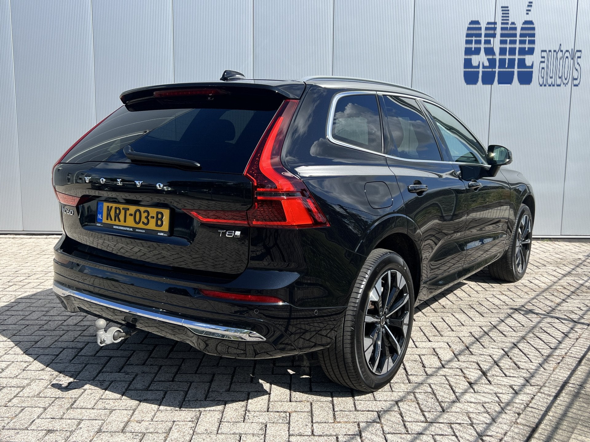 Volvo XC60 2.0 T8 455 pk Plug-In Hybrid AWD Ultra Bright Tre, Auto's, Automaat, Zwart, 4 cilinders, Zwart