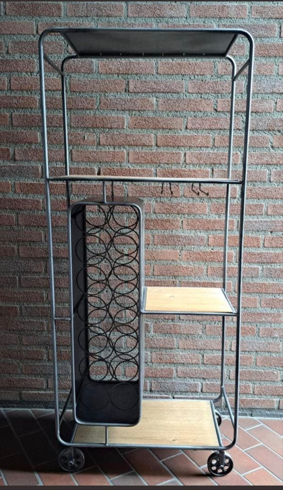 wijnrek op wieltjes, Huis en Inrichting, Woonaccessoires | Wijnrekken, Ophalen of Verzenden, Metaal, 5 tot 15 flessen