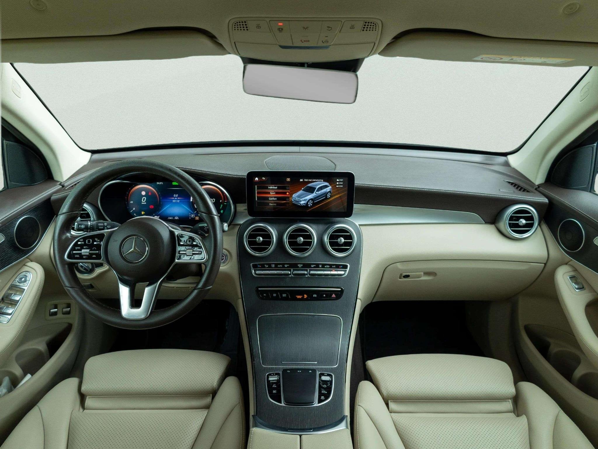 Mercedes-Benz GLC 300e 4MATIC Business Solution Luxury, Auto's, Automaat, Dealer onderhouden, 14 kWh, Gebruikt