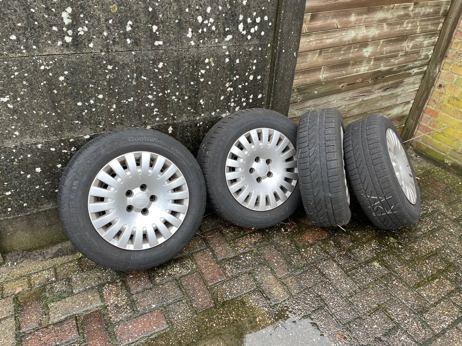 Saab Winterbanden met Velgen 195/65 R15, Ophalen, Gebruikt, 15 inch, Banden en Velgen