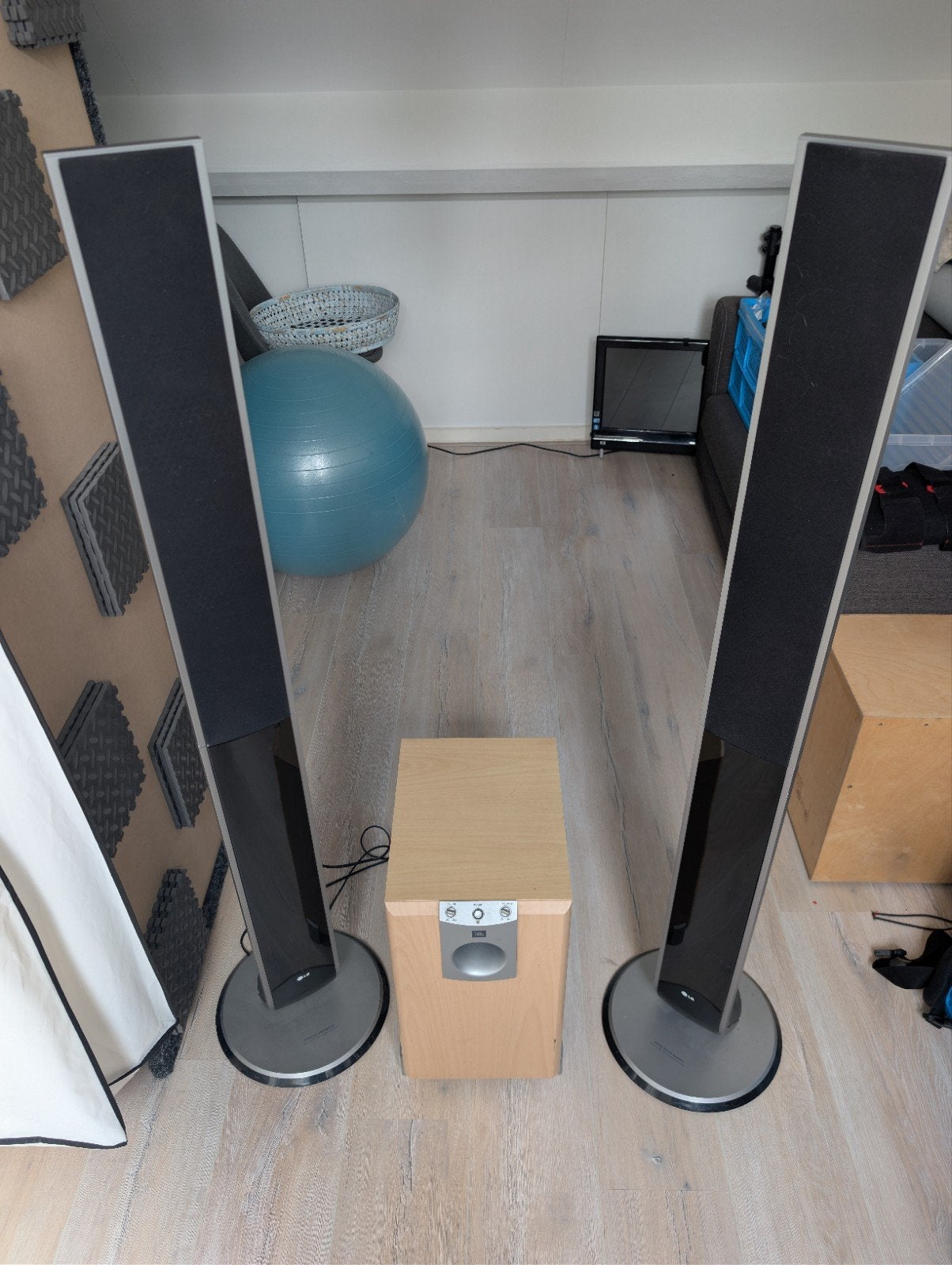 LG Vloerstaande Luidsprekers met JBL Subwoofer, Vloerstaande luidspreker, JBL, Ophalen, 150 watt of meer