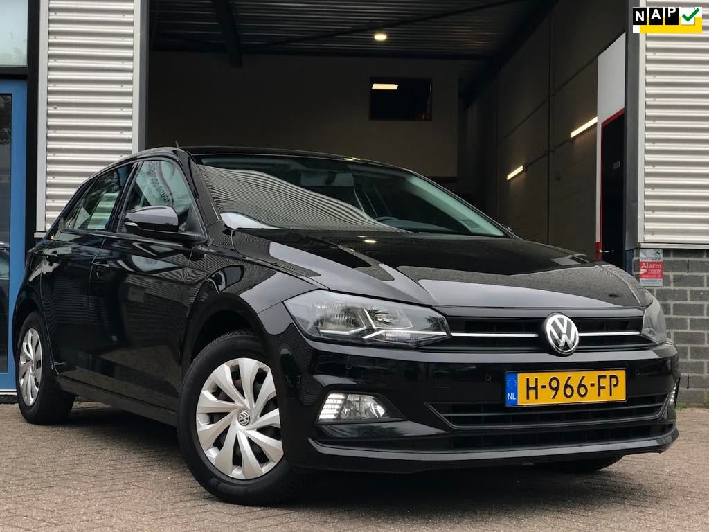 Volkswagen Polo 1.0 TSI Comfortline|PDC|Carplay|Navi|LED, Gebruikt, Euro 6, 95 pk, 1055 kg