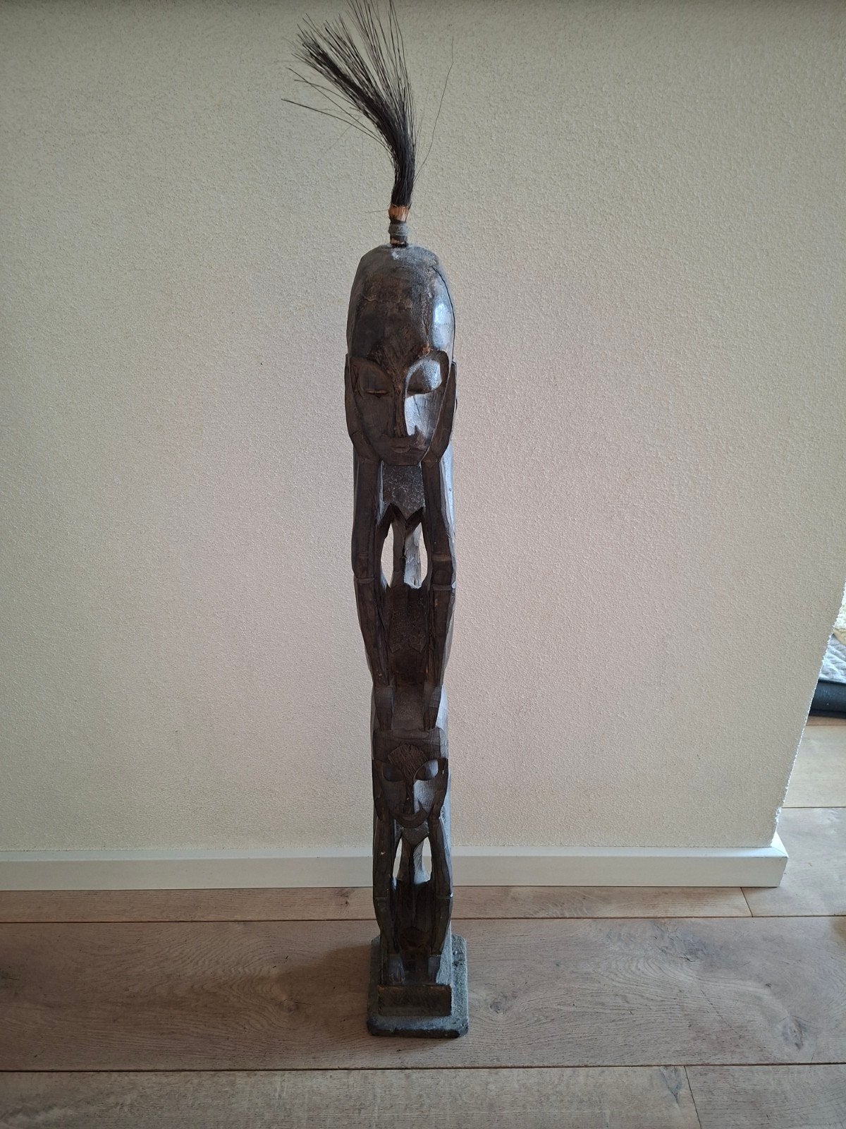 Afrikaans houten beeld met haar, 100 cm, Antiek en Kunst, Kunst | Niet-Westerse kunst, Bruin, Afrika, Handgemaakt, Beeld
