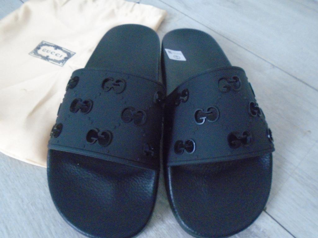 GUCCI Zwarte Slippers maat 45 Nieuw, Kleding | Heren, Schoenen, Slippers, Verzenden, Zwart, Nieuw