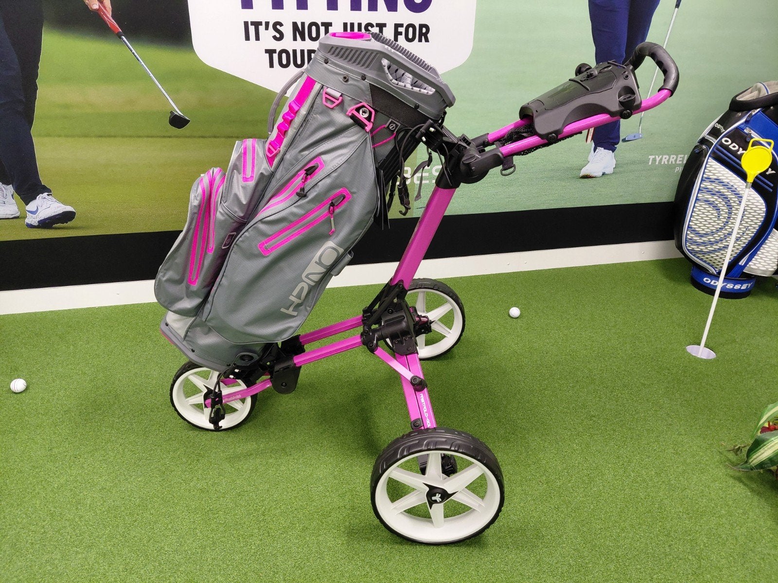 Sun Mountain H2No Cartbag & Fastfold Square 3-Wheel Trolley